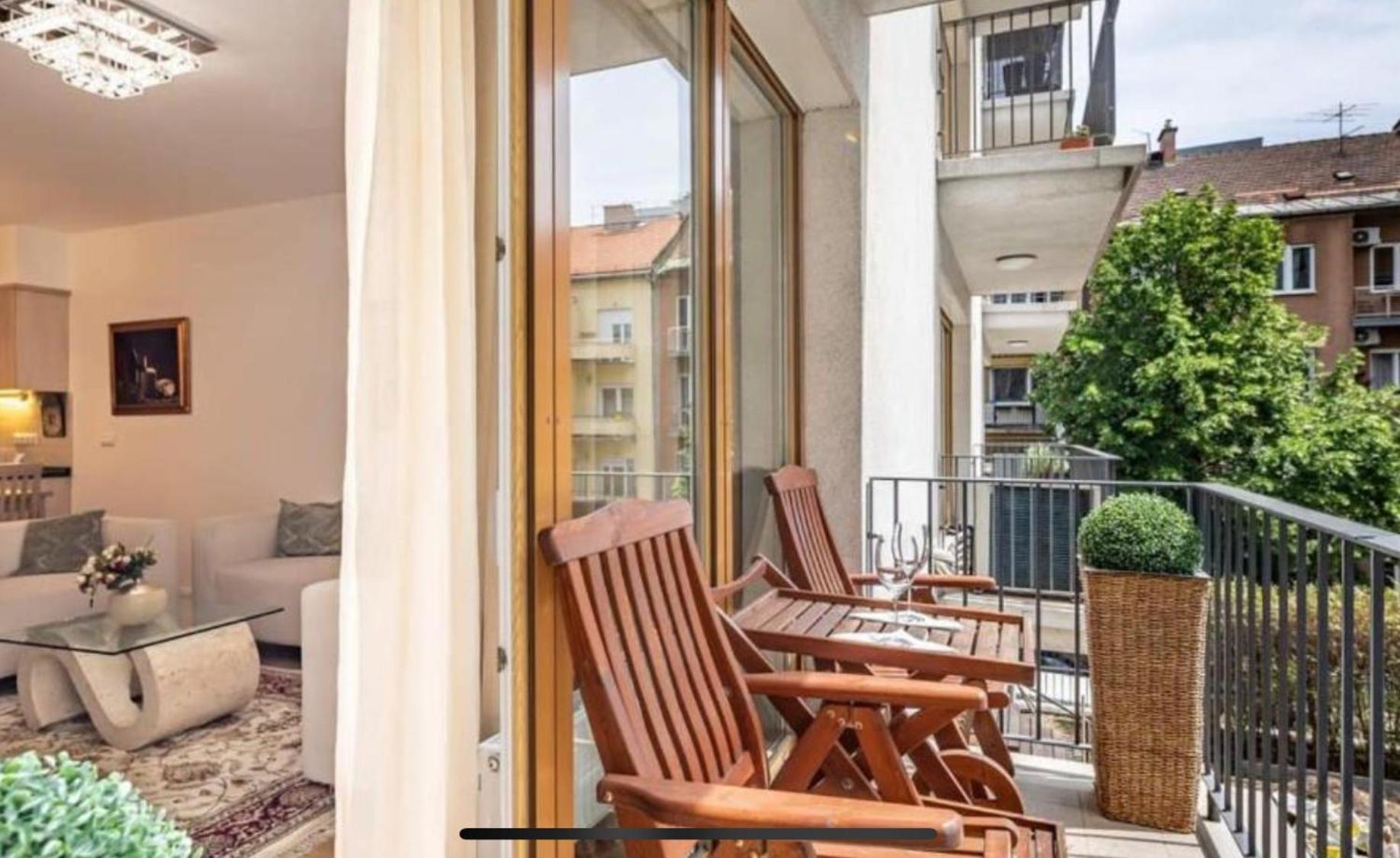 Buda Gem With Parking * Budapest